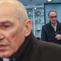 Janez Janša. Anže Logar