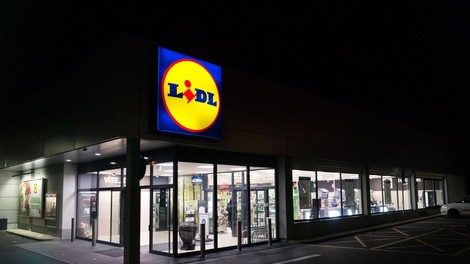 lidl upokojenci popust akcija slovenija denar evri ponudba