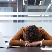 Pogovor o tem, o čemer prepogosto molčimo: pred vrati je druga slovenska konferenca o duševnem zdravju v poslovnem svetu