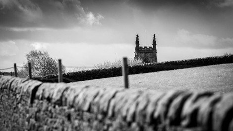 stara grobnica dnk zgodovina preteklost clovestvo smrt kuga preteklost