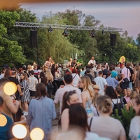 Napovedujemo nepozabno poletno druženje: Metropolitan Happy Hour prihaja v Švicarijo!