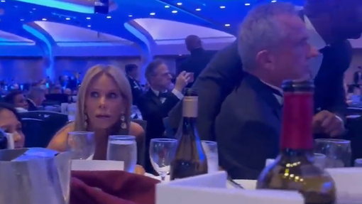 Odzivi nekaterih Trumpovih sodelavcev v trenutku napada sprožili zgražanje in posmeh javnosti (VIDEO)