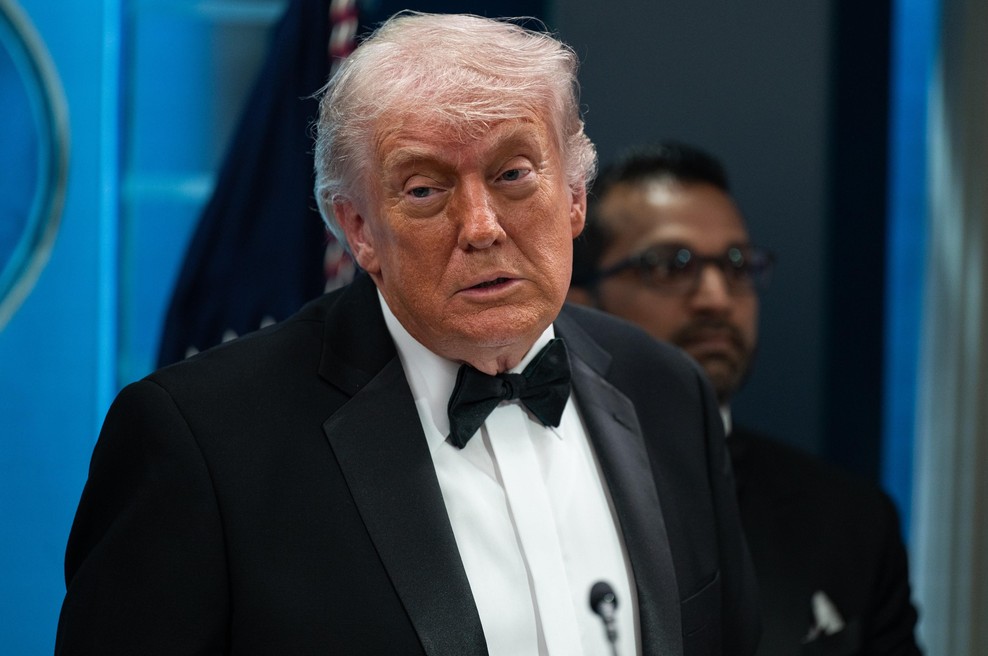 Kaos v ZDA: curljajo podrobnosti o domnevnem poskusu atentata na predsednika Trumpa, objavili fotografijo strelca (foto: Profimedia)