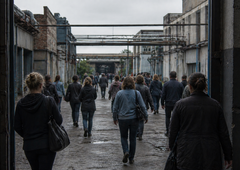 Tik pred praznikom dela ostali brez dela: to znano slovensko podjetje odpustilo 57 zaposlenih (med njimi večina žensk)