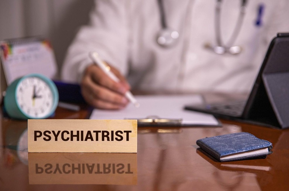 Nevropsihiater o eskalaciji nasilja: "Ne pomnim, da bi bilo kdaj huje" (foto: profimedia)