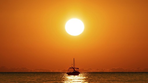 Ledeniki izginjajo, sneg se topi, Evropa pa vstopa v brutalno obdobje: znanstveniki razkrili, kaj nas čaka poleti (in vsako leto bo huje!)