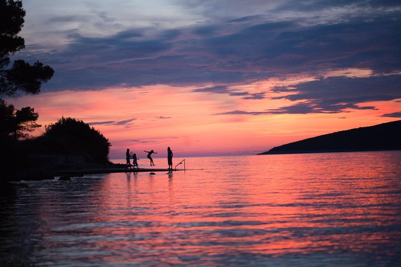 ilovik hrvaska jadransko morje arheologija ladja razbitine stari rimljani odkritje cvetni prah
