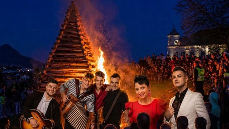 Od Rožnika do Ptuja se bo iskrilo in pelo: kam na kresovanje in kje v Sloveniji bo letos še posebej noro?