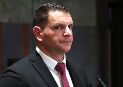 Zoran Stevanović z novo neprimerno izjavo: za poslanke Svobode uporabil izrazito žaljiv in slabšalen izraz