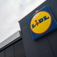 lidl mobilna telefonija operater novost akcija poteza gospodarstvo ekonomija denar nemcija trgovec evropa