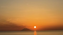 
                                                         Kalabrija Tropea soncni zahod