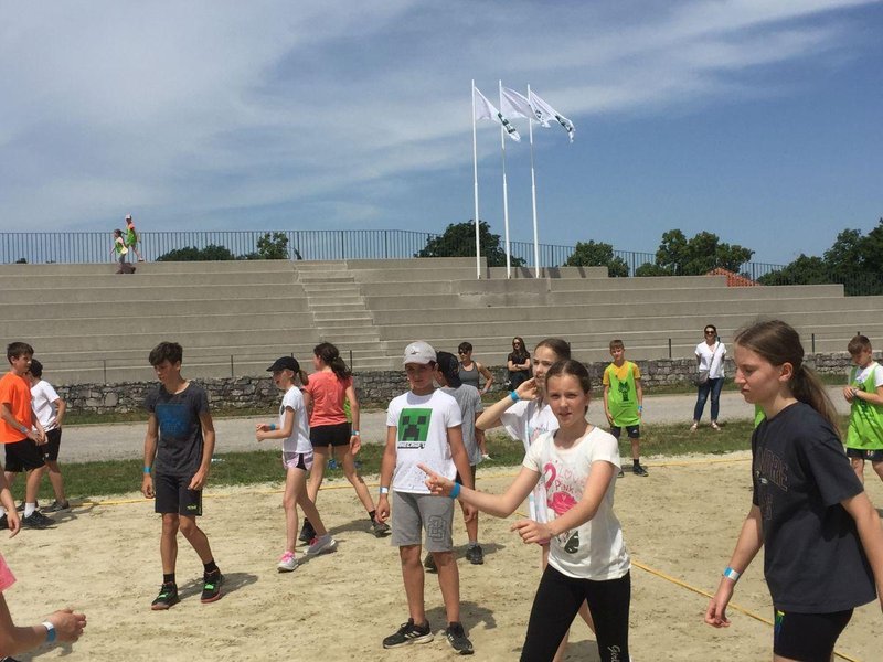 V Lipici z novo energijo na največjem šolskem turistično-športnem in kulturnem spektaklu