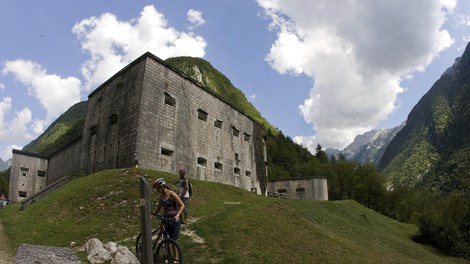 Kluze utrdba