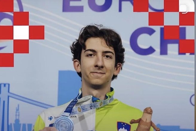Slovenija ima novega športnega junaka: mladinski strelski as pokoril evropsko konkurenco