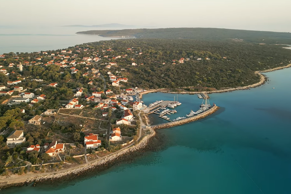 silba hrvaska jadran raj avtomobili turizem skriti dragulj jadransko morje