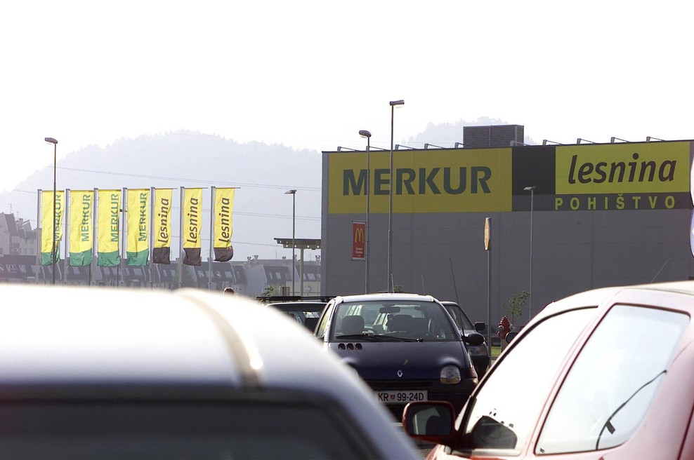 Preverite svoje predale: priljubljen pripomoček iz Lesnine se je izkazal za nevarnega! (foto: Bobo)