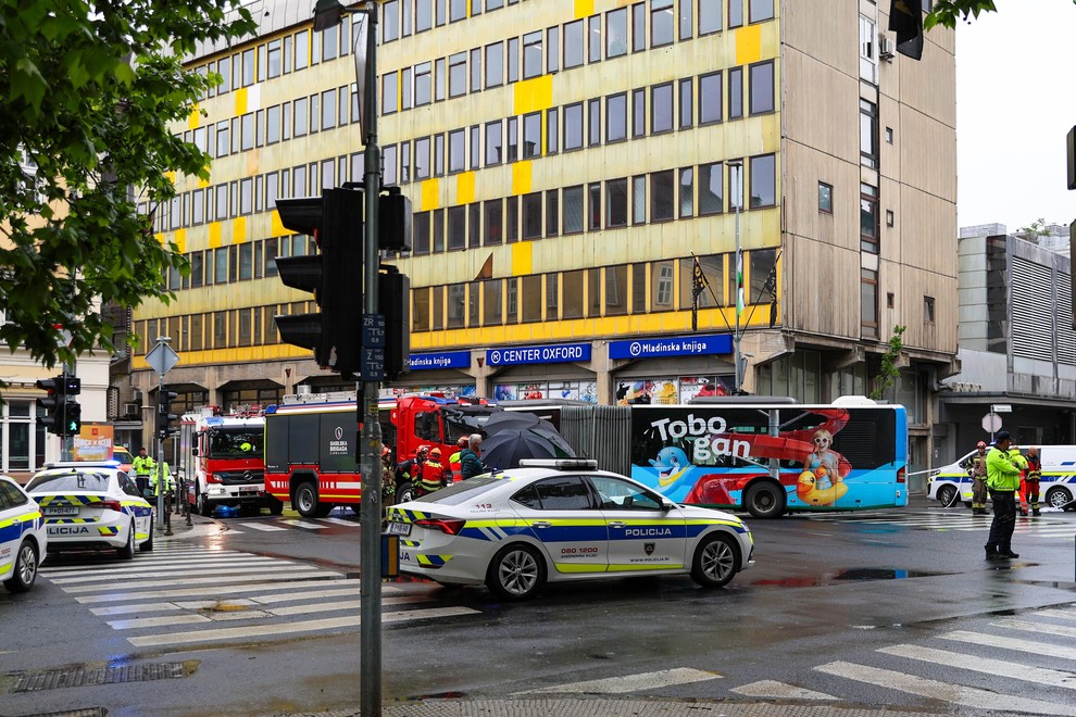 ljubljana prometna nesreca lpp avtobus smrt dekle slovenija policija