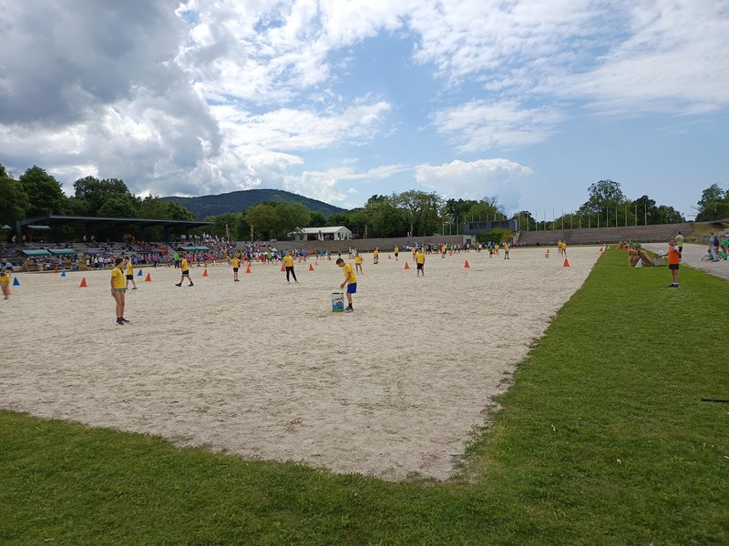 Lipica pokala po šivih - ob 446. rojstnem dnevu Kobilarne Lipica je ŠKL pripravil dogodek, ki je združil šport, turzem in ustvarjalnost mladih