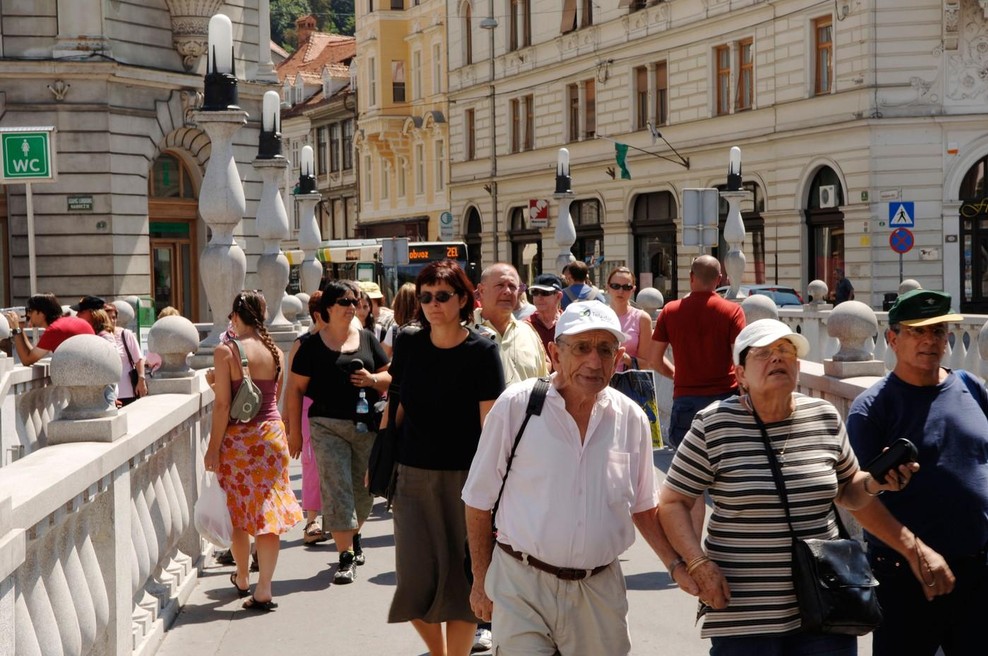 Slavni popotnik opozarja: žeparjev ne zanimajo več vaše denarnice, zdaj je glavna tarča ... (foto: Profimedia)