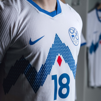 nzs novi dres reprezentanca slovenija bostjan cesar nogomet tian nai koren