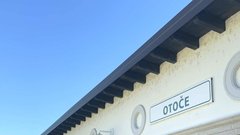 
                                                         Otoce Gorenjska zelezniska postaja