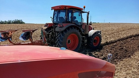 zetor evropa kmetje kmetovalstvo pridelava traktor mehanizacija novost trgovina