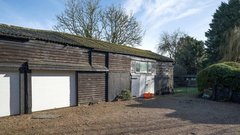 
                                                         David Gilmour hisa Woodley Essex