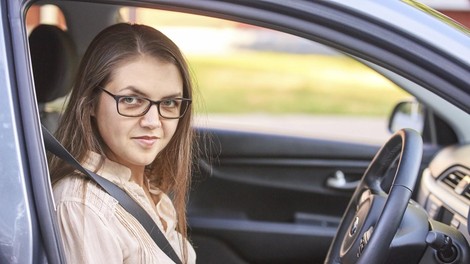 Razkrili najbolj priporočljive avtomobile za voznike začetnike: na vrhu nekoliko presenetljivo ta znamka