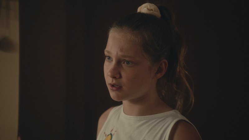 film Belo se pere na devetdeset Bronja Žakelj