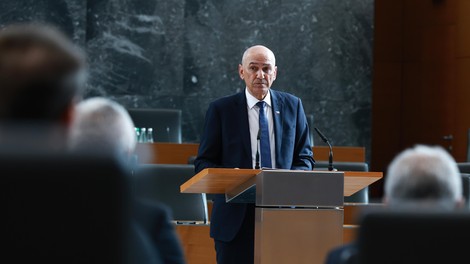 drzavni zbor vlada vsi ministri janez jansa slovenija politika uradno