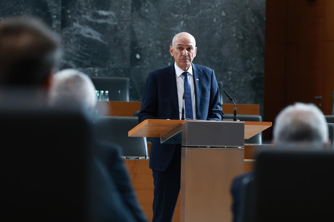 drzavni zbor vlada vsi ministri janez jansa slovenija politika uradno