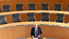 janez jansa politika parlament vlada drzavni zbor slovenija smer nova era novost ideje