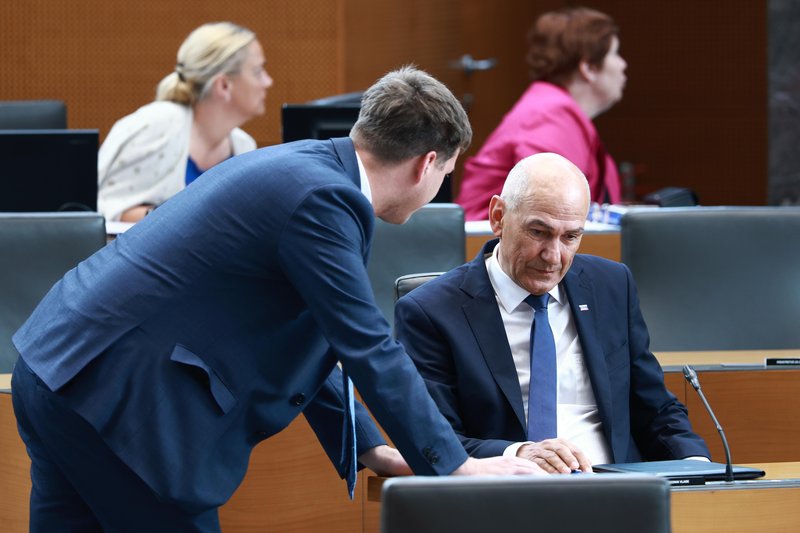 janez jansa politika parlament vlada drzavni zbor slovenija smer nova era novost ideje