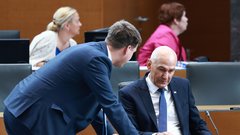 janez jansa politika parlament vlada drzavni zbor slovenija smer nova era novost ideje