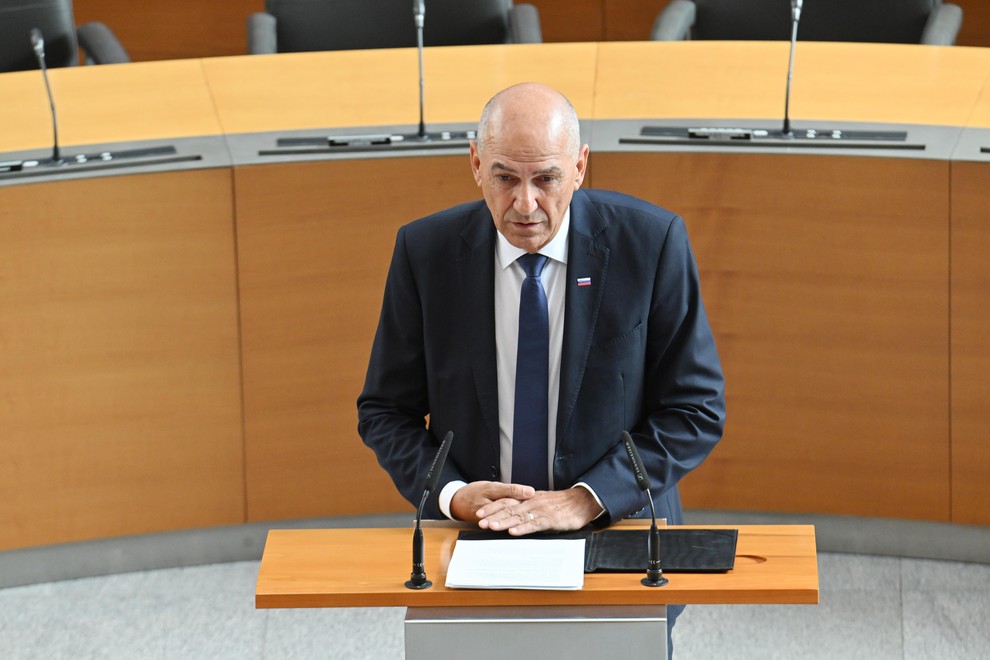 janez jansa politika parlament vlada drzavni zbor slovenija smer nova era novost ideje