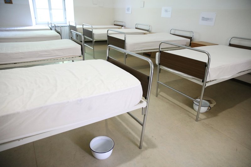 Grad Cmurek Muzej norosti Trate