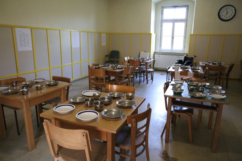 Grad Cmurek Muzej norosti Trate