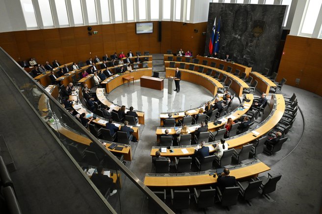 politika opozicija janez jansa parlament slovenija drzavni zbor poziv vladavina drzava