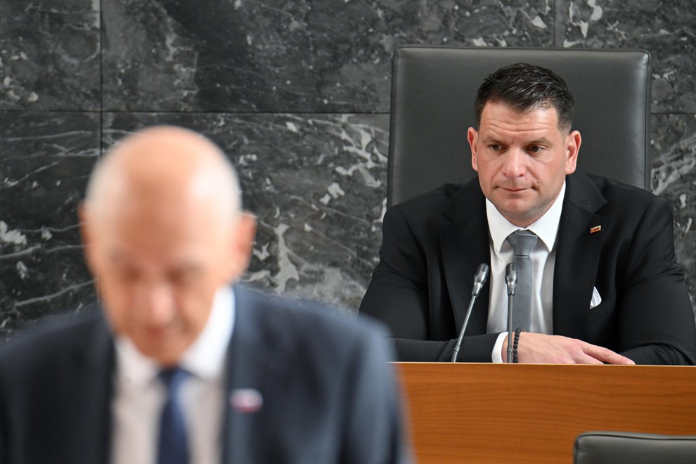 zoran stevanovic drzavni zbor pocestnice svoboda tozba opravicilo politika slovenija