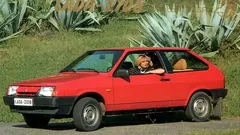 
                                                         Rusi so bili prepričani, da se je ta sovjetski avtomobil izkazal za boljšega od mnogih tujih (vozili so ga tudi številni Slovenci)