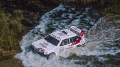 
                                                         Rusi so bili prepričani, da se je ta sovjetski avtomobil izkazal za boljšega od mnogih tujih (vozili so ga tudi številni Slovenci)