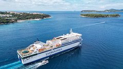 trajekt dalmacija hrvaska jadran jadransko morje dubrovnik bari italija turizem morje zabava izkusnja