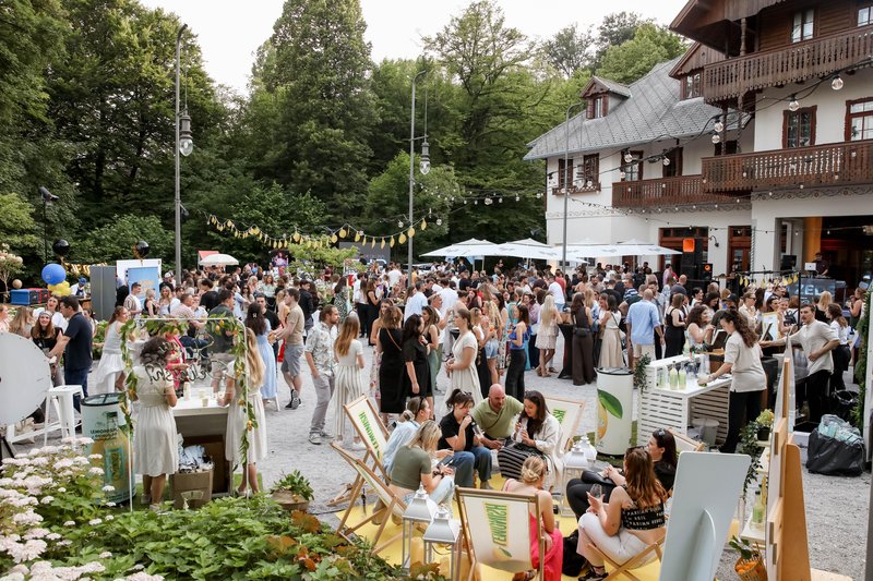 Ko je mesto utripalo v ritmih Sladice: Metropolitan Happy Hour poskrbel za nepozaben skok v poletje
