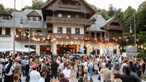 Ko je mesto utripalo v ritmih Sladice: Metropolitan Happy Hour poskrbel za nepozaben skok v poletje