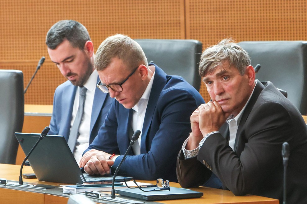 Sprememba v vodstvu podjetja poslanca Borisa Mijića, ki naj bi opeharilo delavce: znano je, kdo je novi direktor (foto: Marko Vavpotič/Bobo)