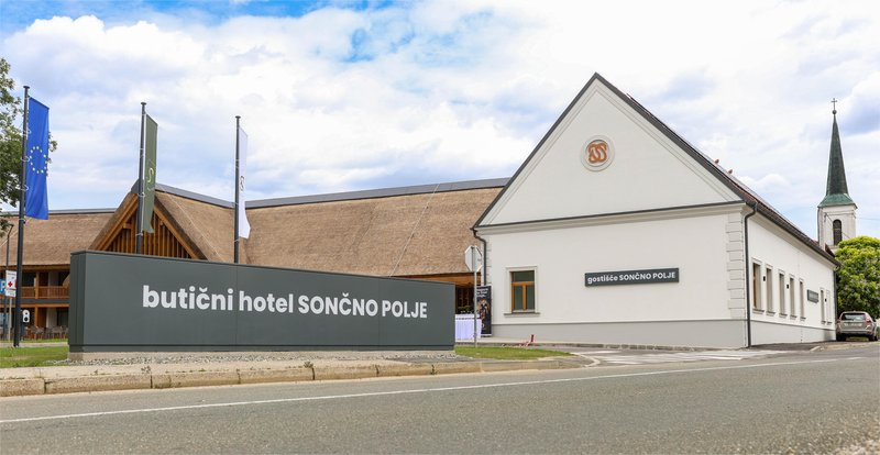 Sončno polje hotel