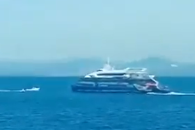 Huda pomorska nesreča na Hrvaškem: v trčenju katamarana in jadrnice več mrtvih