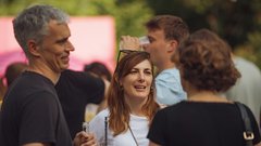 
                                                         (GALERIJA) Utrinki z nepozabne poletne zabave Metropolitan Happy Hour v Švicariji