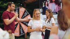 
                                                         (GALERIJA) Utrinki z nepozabne poletne zabave Metropolitan Happy Hour v Švicariji
