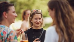 
                                                         (GALERIJA) Utrinki z nepozabne poletne zabave Metropolitan Happy Hour v Švicariji